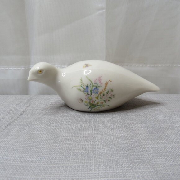 White Bird Irish Porcelain Figurine Vintage Signed CRE Flowers Blue Pink Yellow - Picture 6 of 10